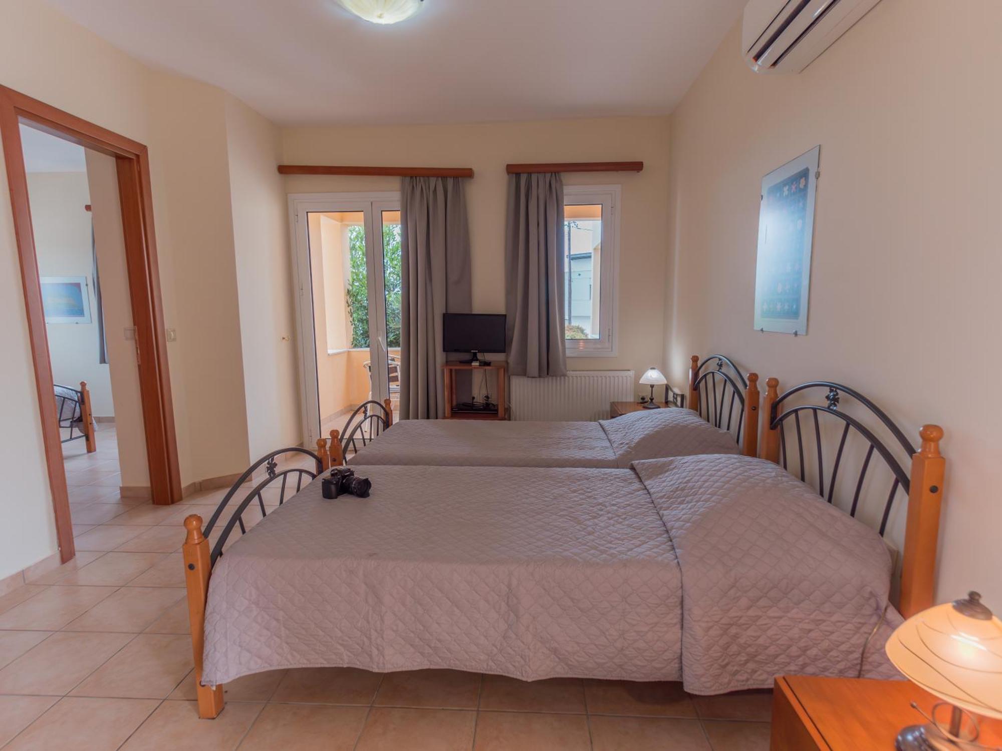 Apartments Hotel & Studios, Xifoupolis モネンバシア エクステリア 写真