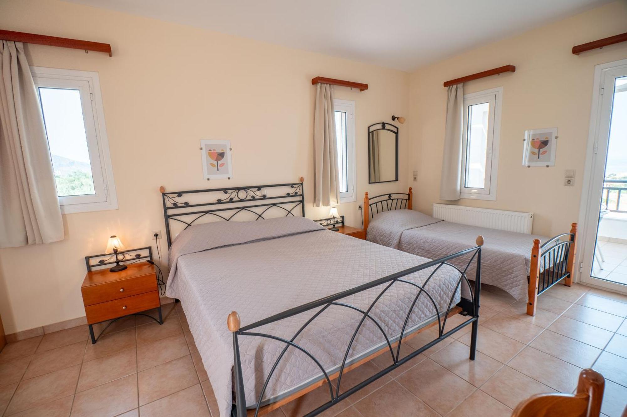 Apartments Hotel & Studios, Xifoupolis モネンバシア エクステリア 写真