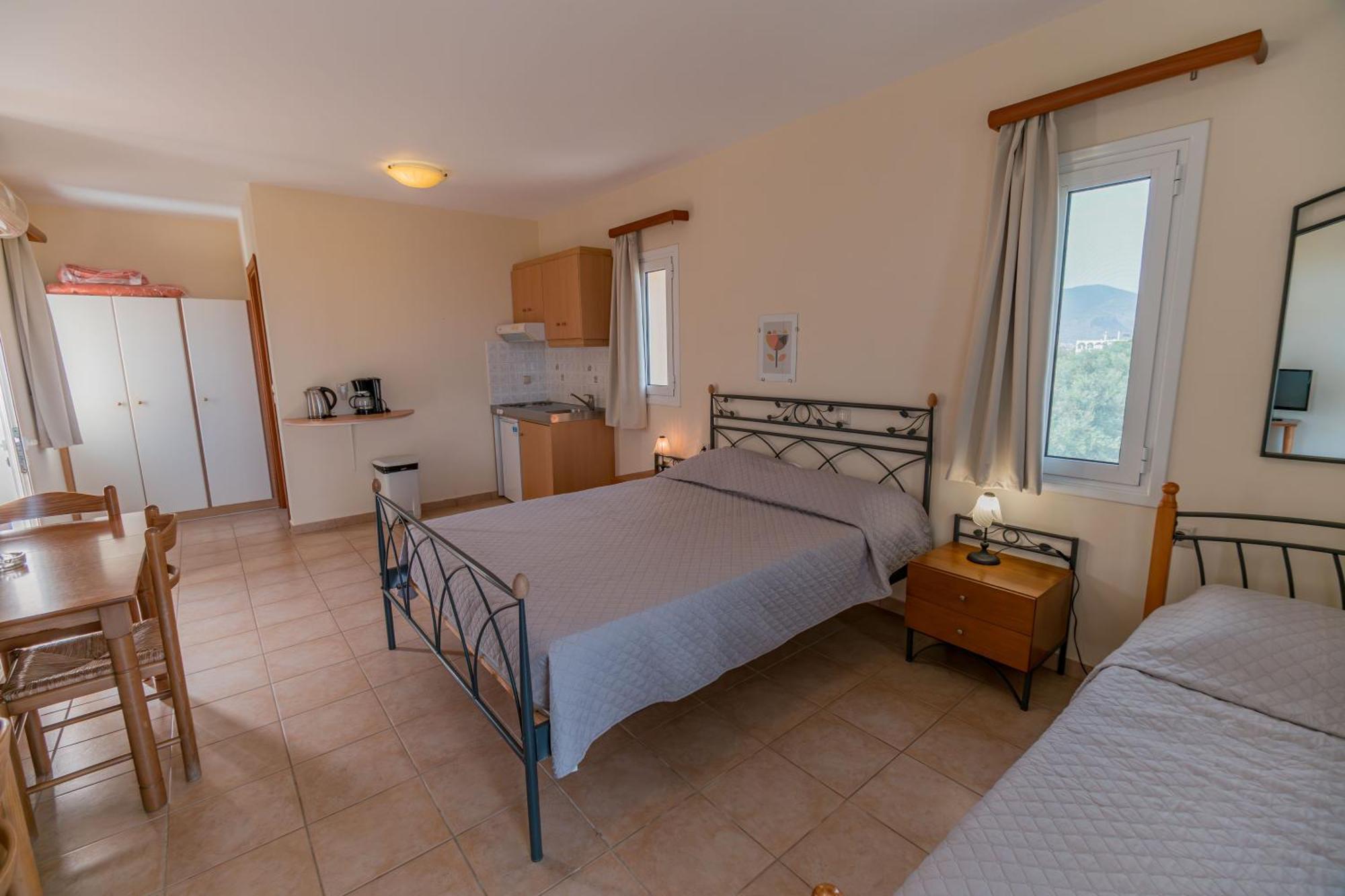 Apartments Hotel & Studios, Xifoupolis モネンバシア エクステリア 写真
