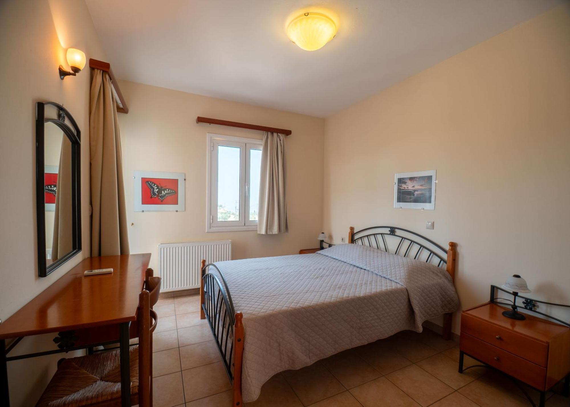 Apartments Hotel & Studios, Xifoupolis モネンバシア エクステリア 写真
